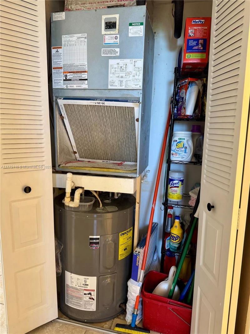 2600 NW 49th Ave, Unit 403, Lauderdale Lakes, FL 33313 Photo