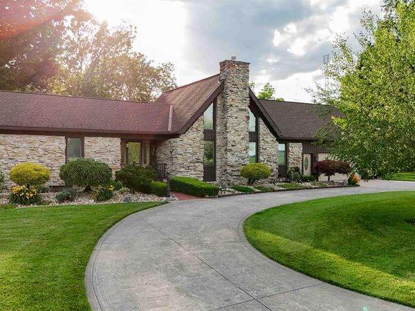 714 Poe Rd., Bucyrus, OH 44820