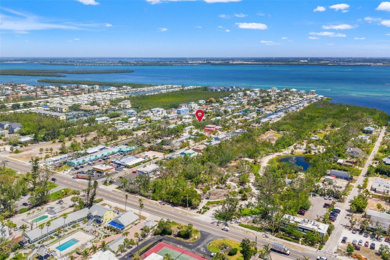 636 Tarawitt Drive, Longboat Key, FL 34228 Photo