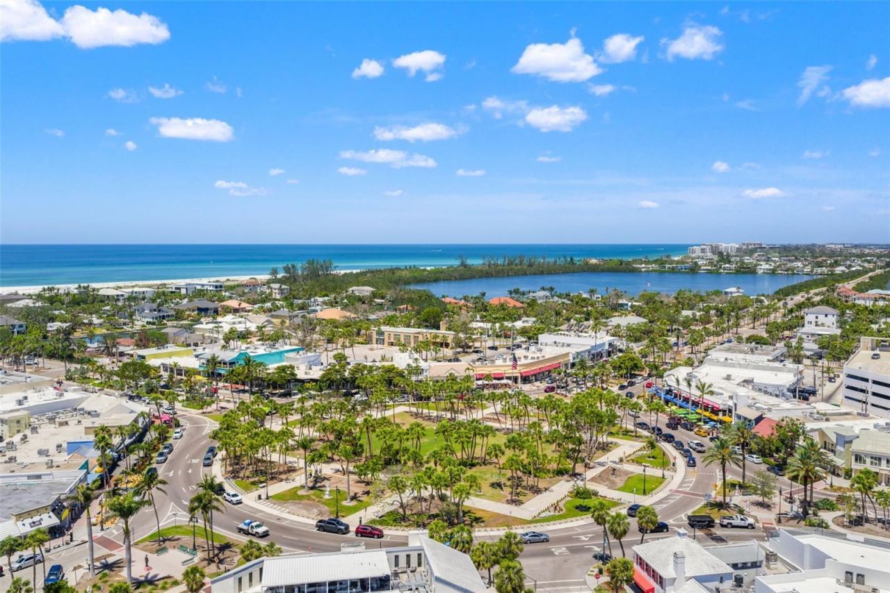 636 Tarawitt Drive, Longboat Key, FL 34228 Photo