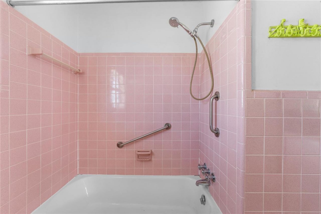 636 Tarawitt Drive, Longboat Key, FL 34228 Photo