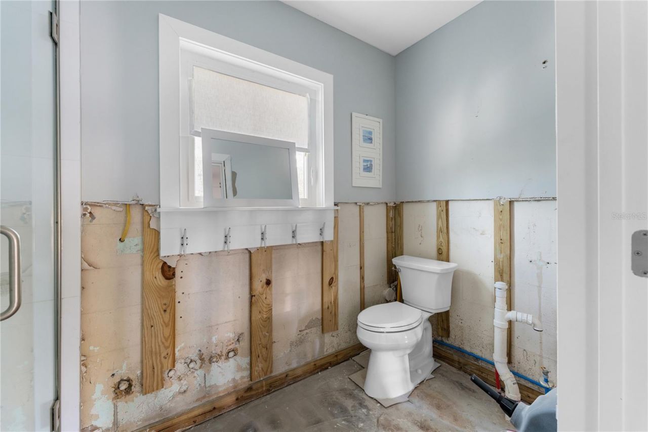 636 Tarawitt Drive, Longboat Key, FL 34228 Photo