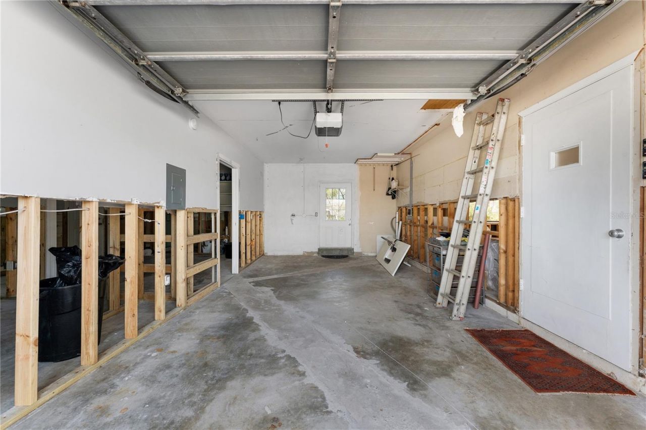 636 Tarawitt Drive, Longboat Key, FL 34228 Photo