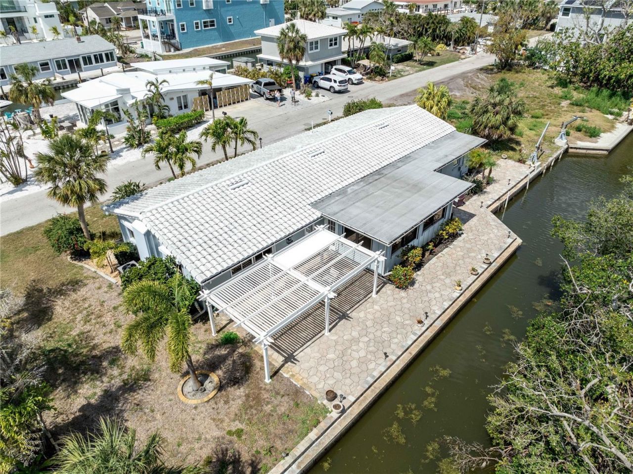 636 Tarawitt Drive, Longboat Key, FL 34228 Photo