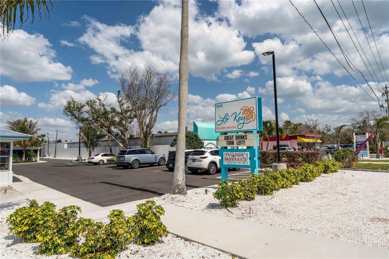 636 Tarawitt Drive, Longboat Key, FL 34228 Photo