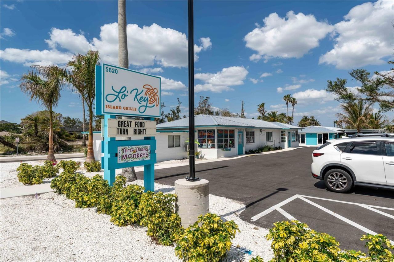 636 Tarawitt Drive, Longboat Key, FL 34228 Photo