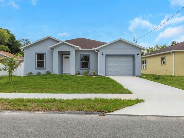 8505 N BROOKS STREET, TAMPA, FL 33604