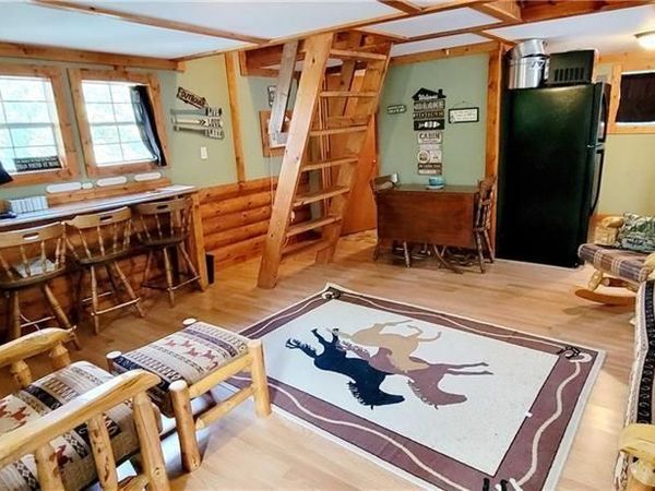 61 N Lakeview Road, Mapleton, KS 66754