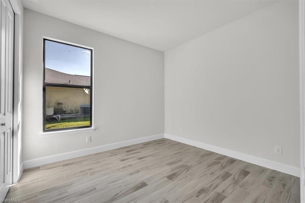 459 NE 2nd Pl, Cape Coral, FL 33909 Photo