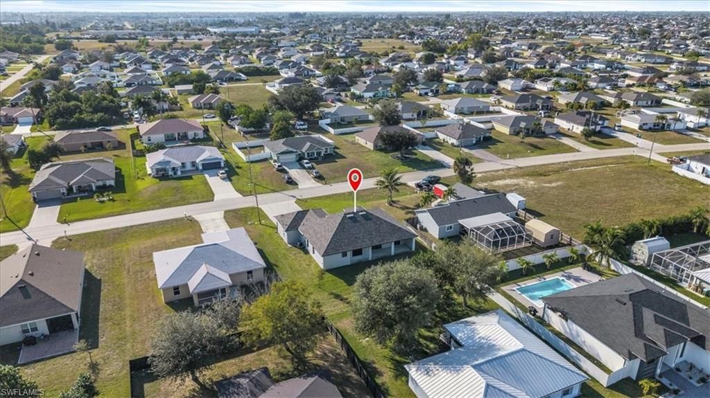 459 NE 2nd Pl, Cape Coral, FL 33909 Photo