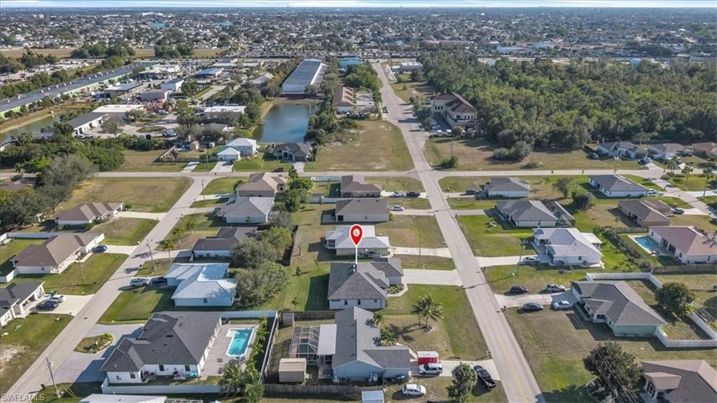 459 NE 2nd Pl, Cape Coral, FL 33909 Photo