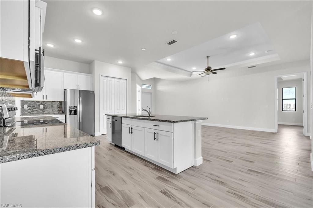 459 NE 2nd Pl, Cape Coral, FL 33909 Photo