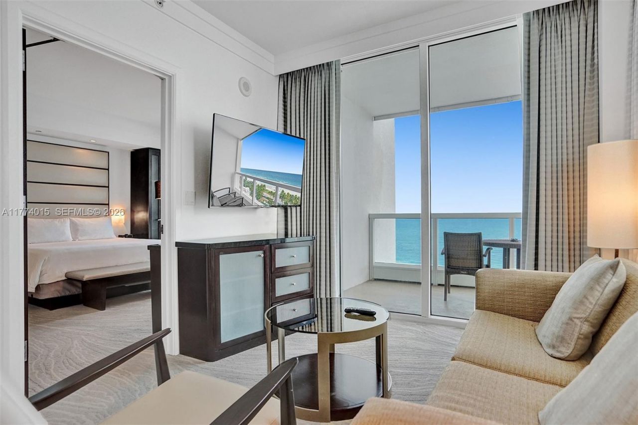 4391 Collins Ave, Unit 913/914, Miami Beach, FL 33140 Photo