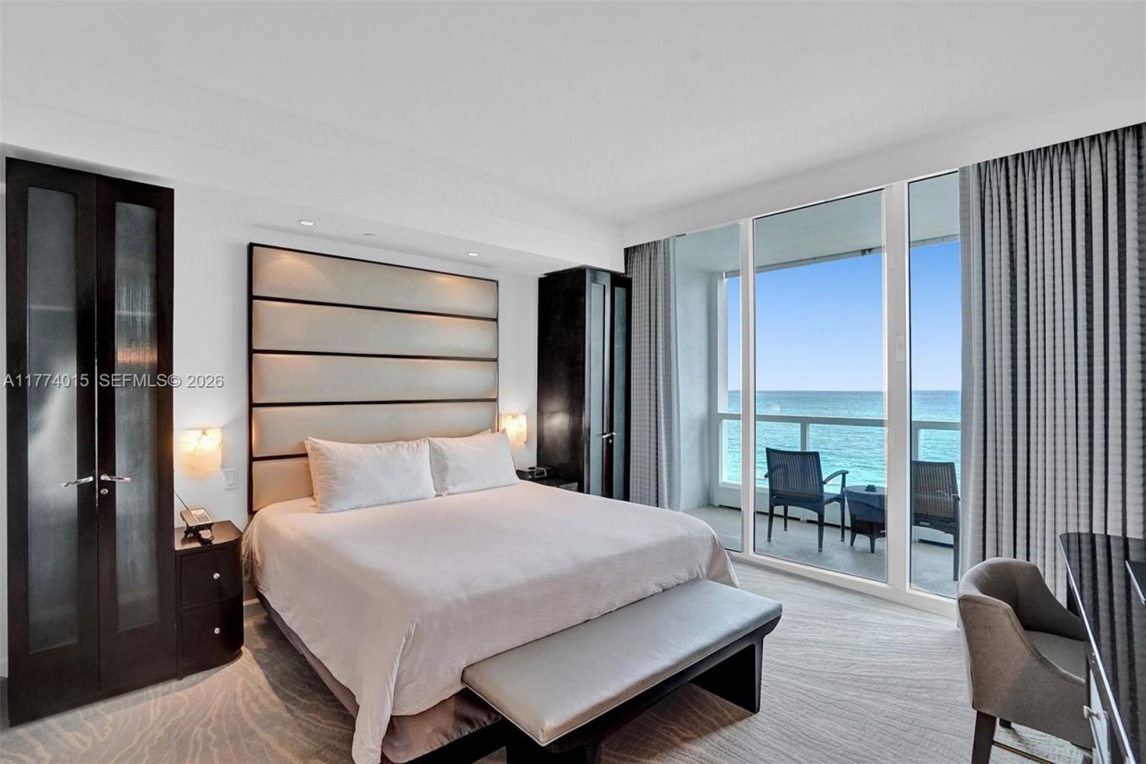 4391 Collins Ave, Unit 913/914, Miami Beach, FL 33140 Photo