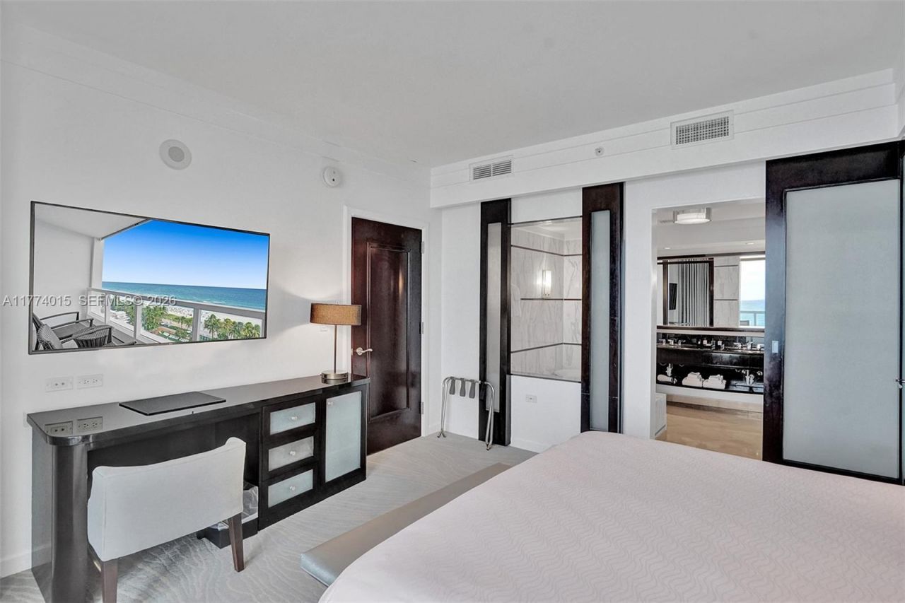 4391 Collins Ave, Unit 913/914, Miami Beach, FL 33140 Photo