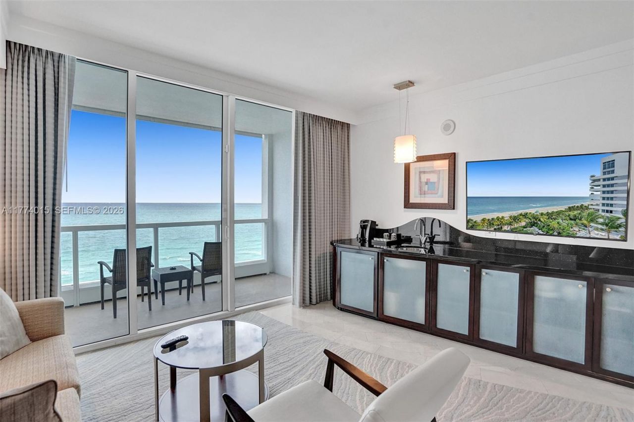 4391 Collins Ave, Unit 913/914, Miami Beach, FL 33140 Photo