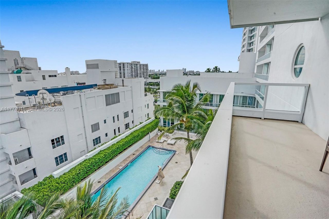 4391 Collins Ave, Unit 913/914, Miami Beach, FL 33140 Photo