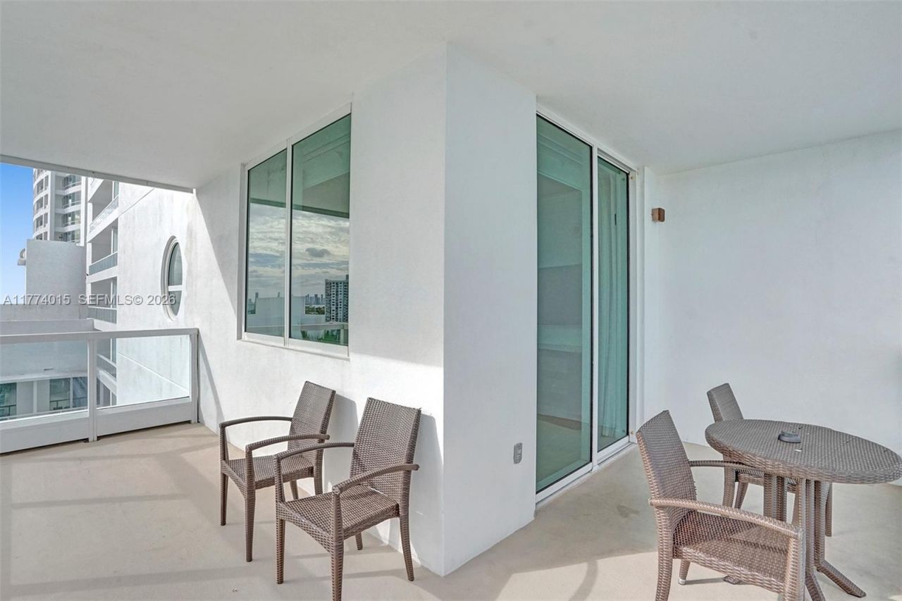 4391 Collins Ave, Unit 913/914, Miami Beach, FL 33140 Photo