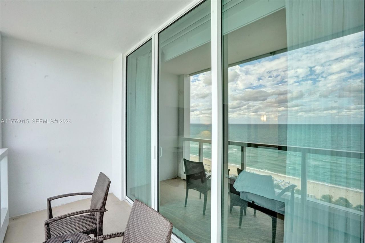 4391 Collins Ave, Unit 913/914, Miami Beach, FL 33140 Photo