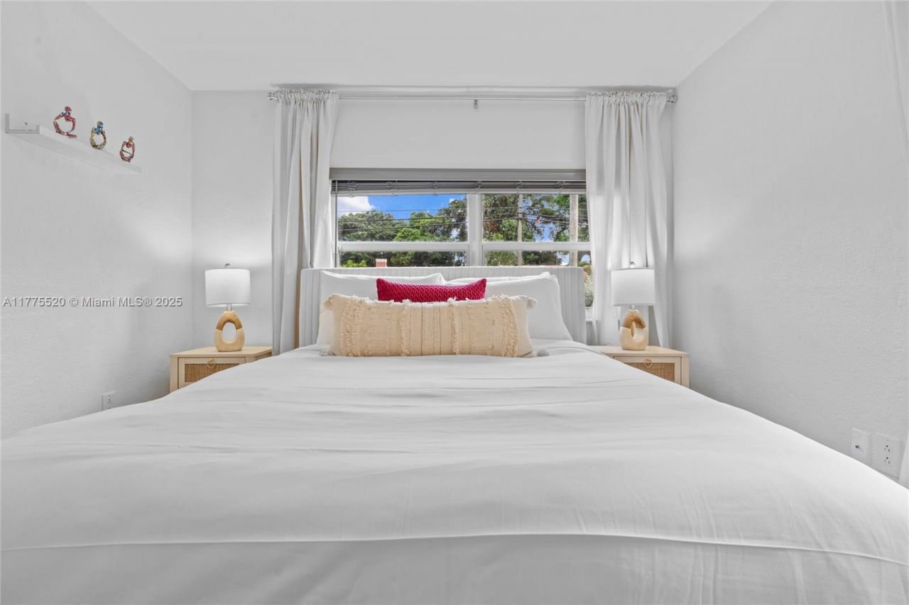 775 NW 44th St, Miami, FL 33127 Photo
