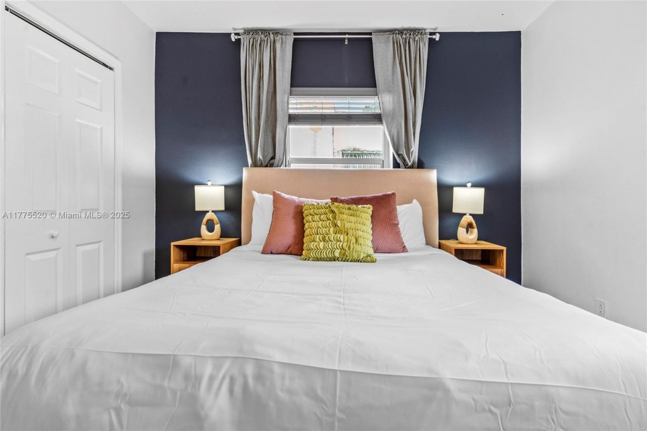 775 NW 44th St, Miami, FL 33127 Photo