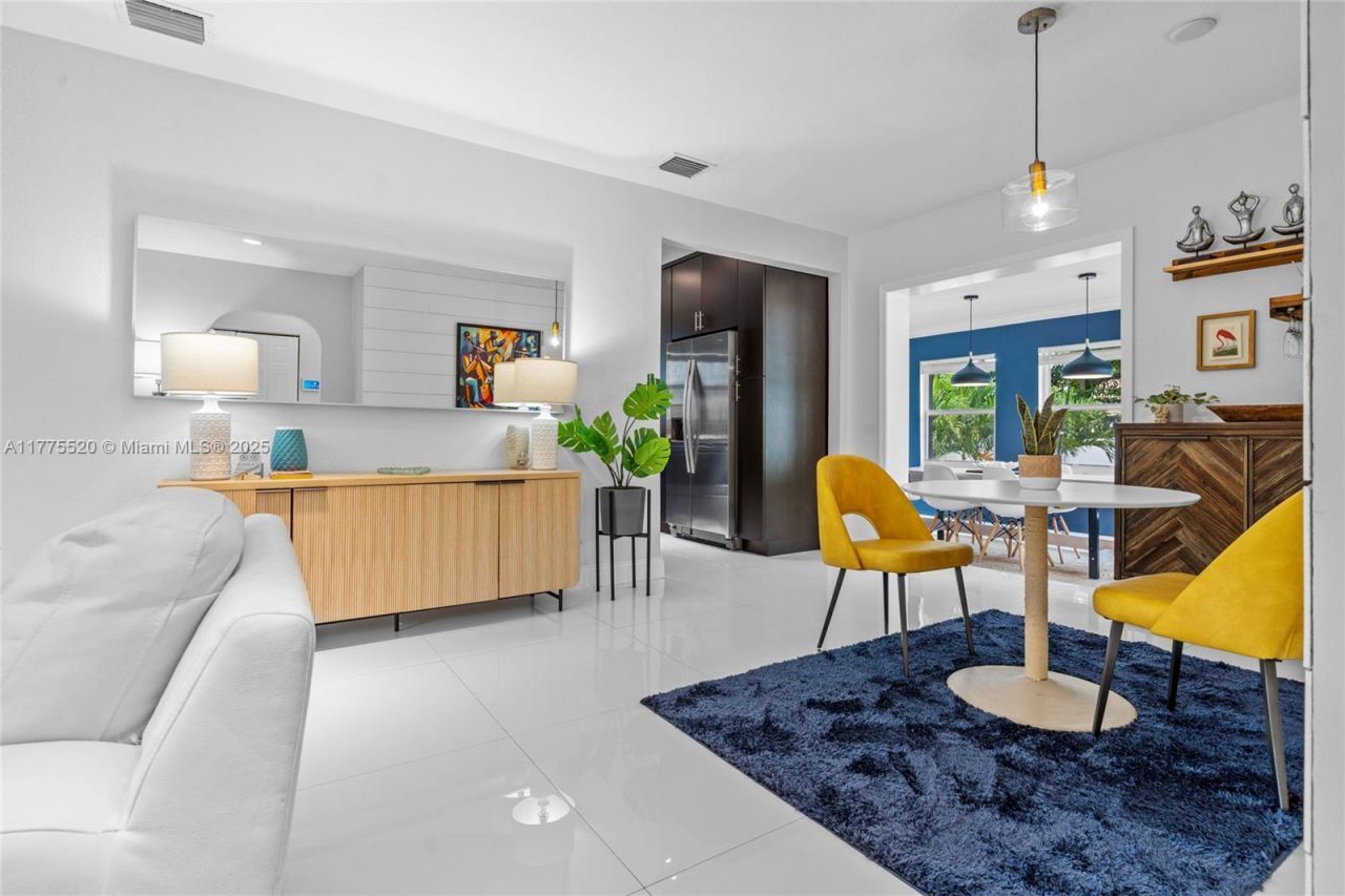 775 NW 44th St, Miami, FL 33127 Photo