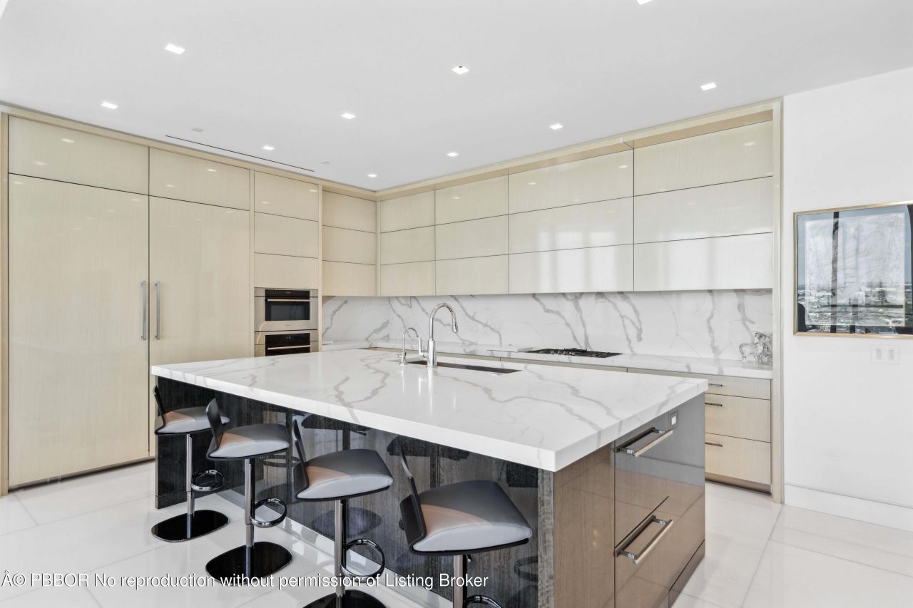 1100 S Flagler Drive, Unit 1801, West Palm Beach, FL 33401 Photo