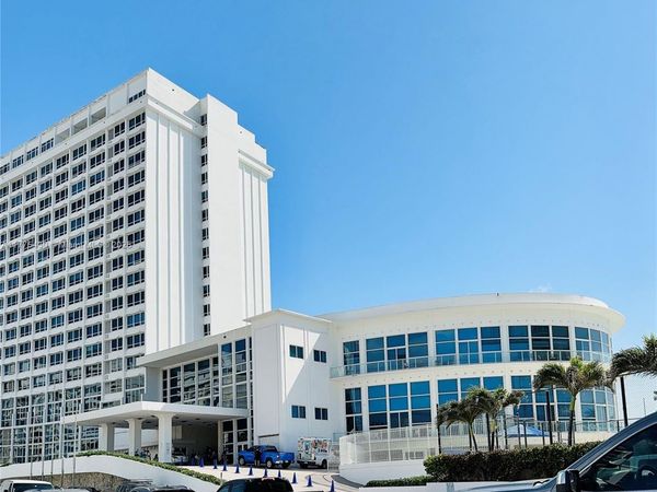 5445 Collins Ave, Unit 1520, Miami Beach, FL 33140