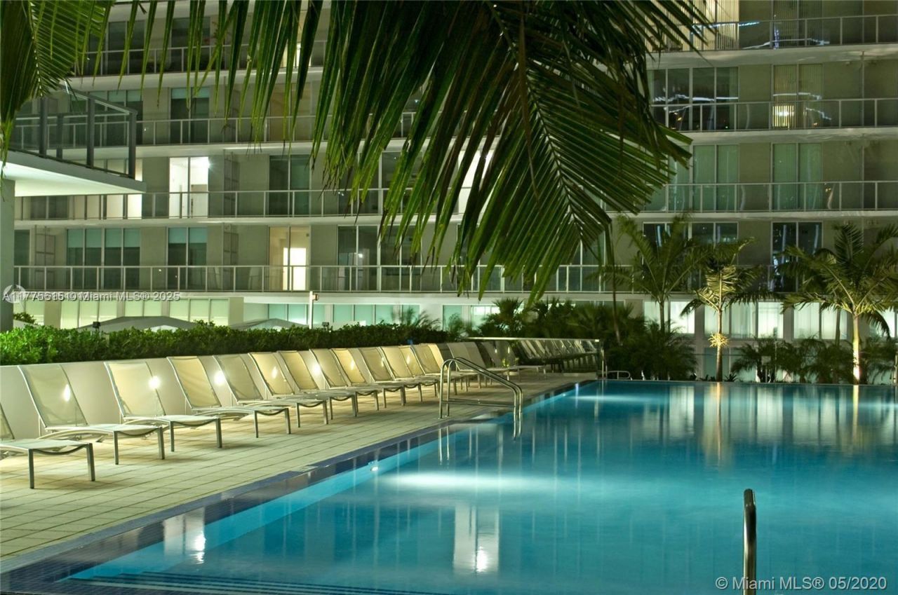 79 SW 12 St, Unit 3810-S, Miami, FL 33130 Photo