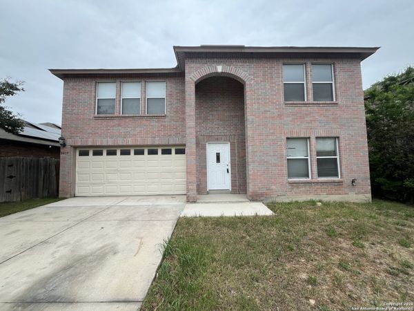 8419 MANDERLY PL, Converse, TX 78109