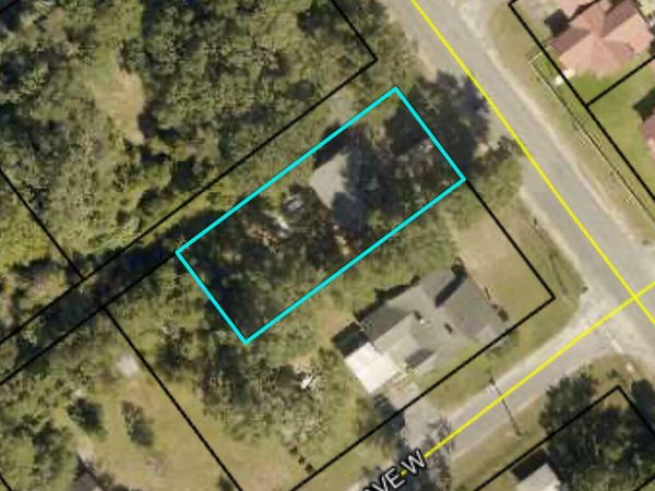 296 S Wilson Street, Crestview, FL 32536