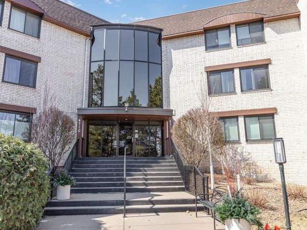 4710 58th Avenue N, Unit 319, Crystal, MN 55429