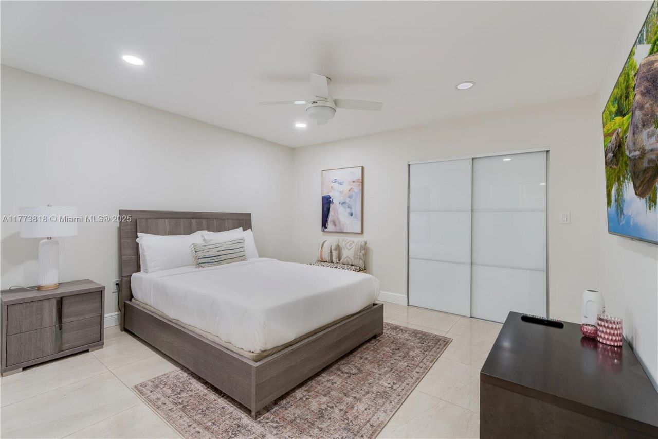 14517 SW 98th Ter, Miami, FL 33186 Photo