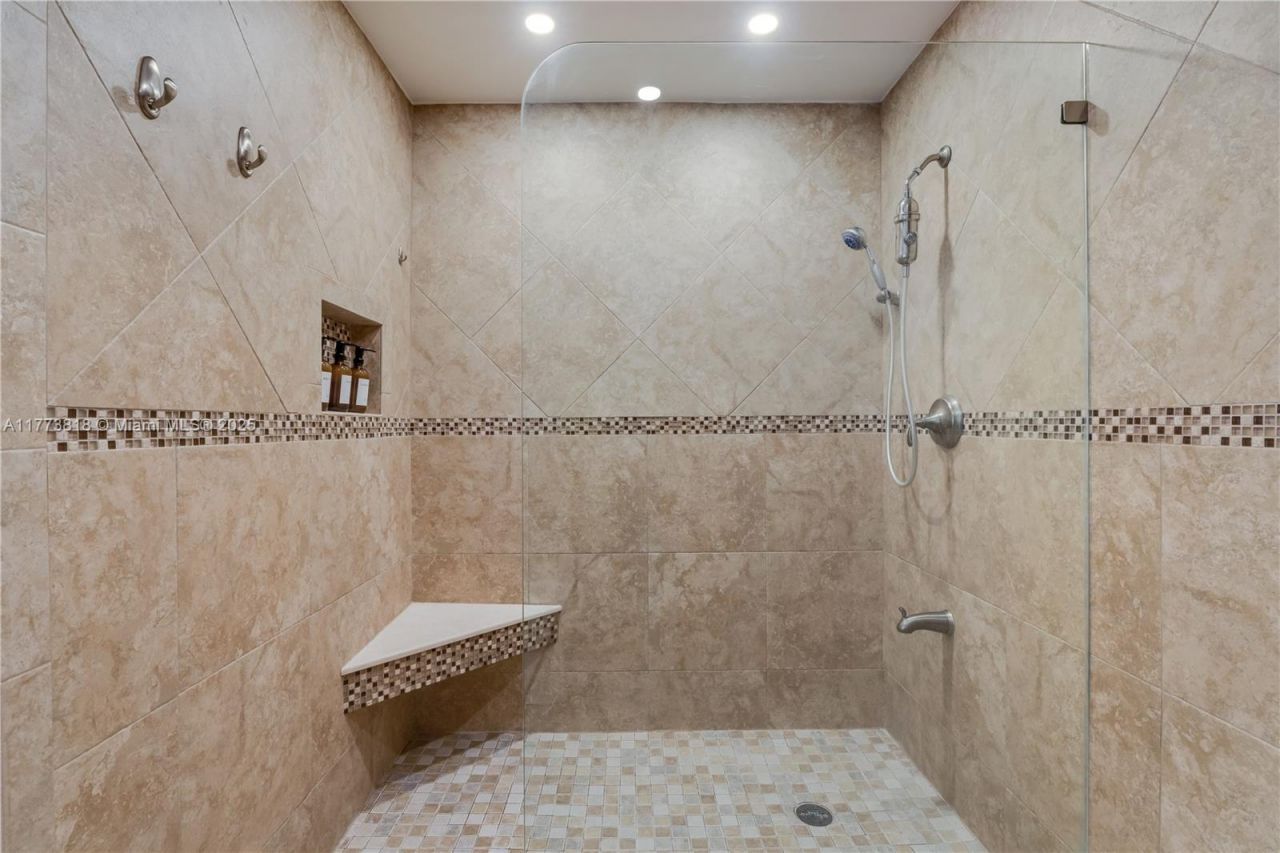 14517 SW 98th Ter, Miami, FL 33186 Photo