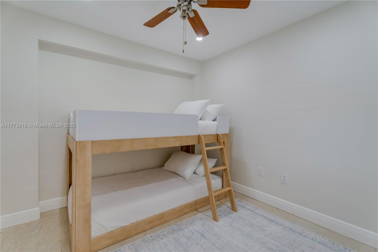 14517 SW 98th Ter, Miami, FL 33186 Photo