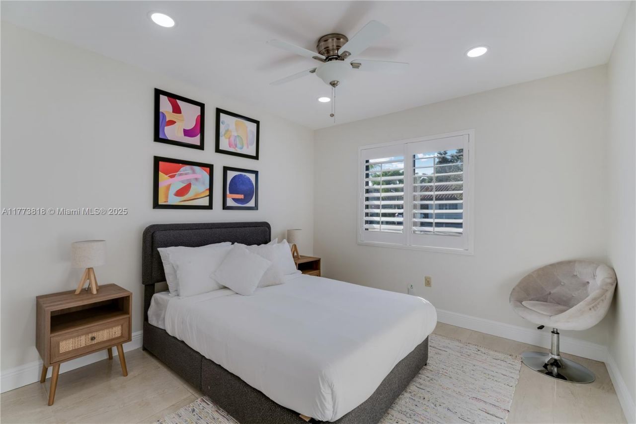 14517 SW 98th Ter, Miami, FL 33186 Photo