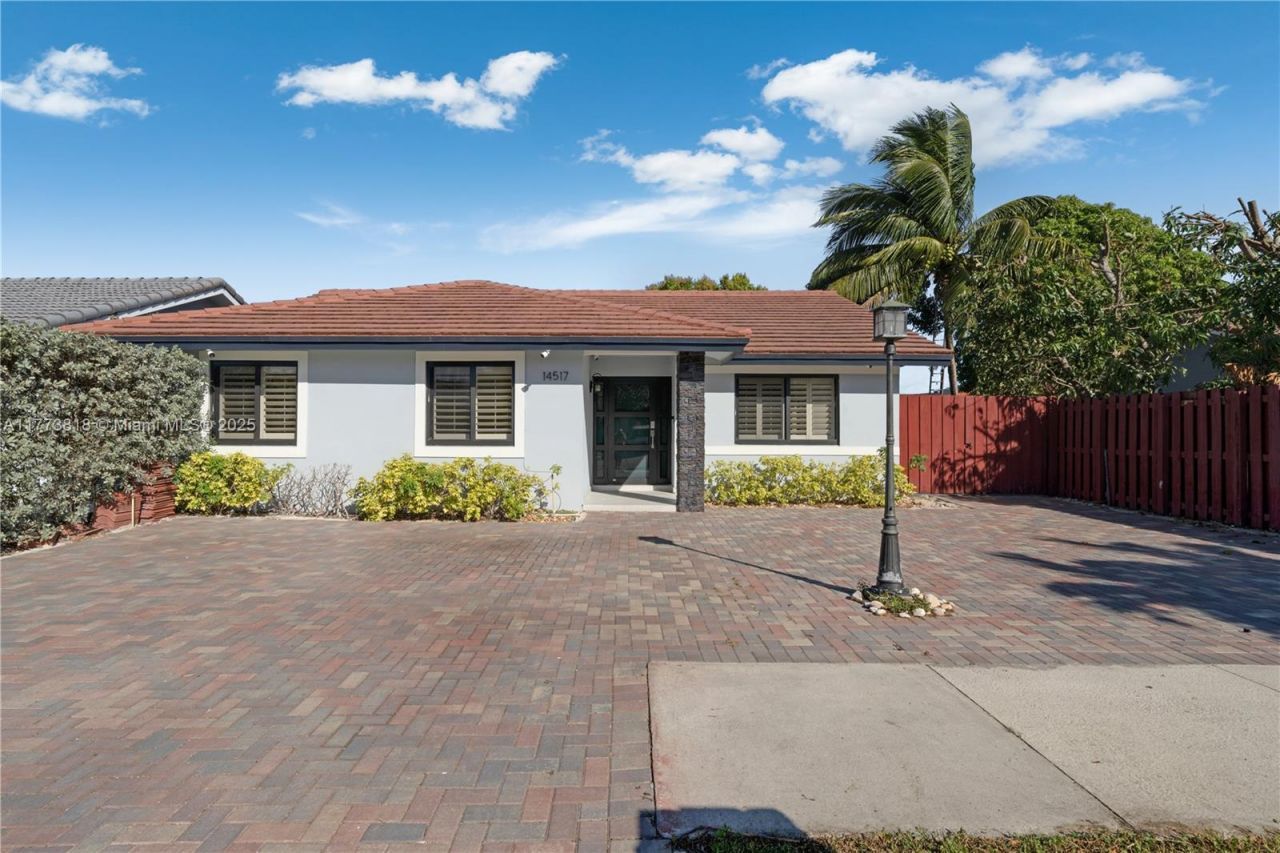 14517 SW 98th Ter, Miami, FL 33186 Photo