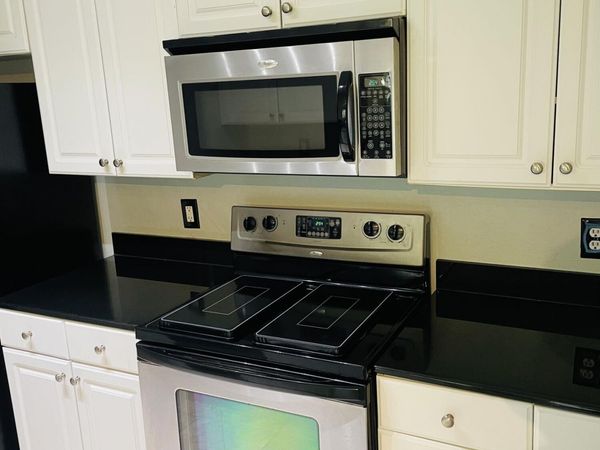 8539 GATE Parkway W, Unit 1616, Jacksonville, FL 32216