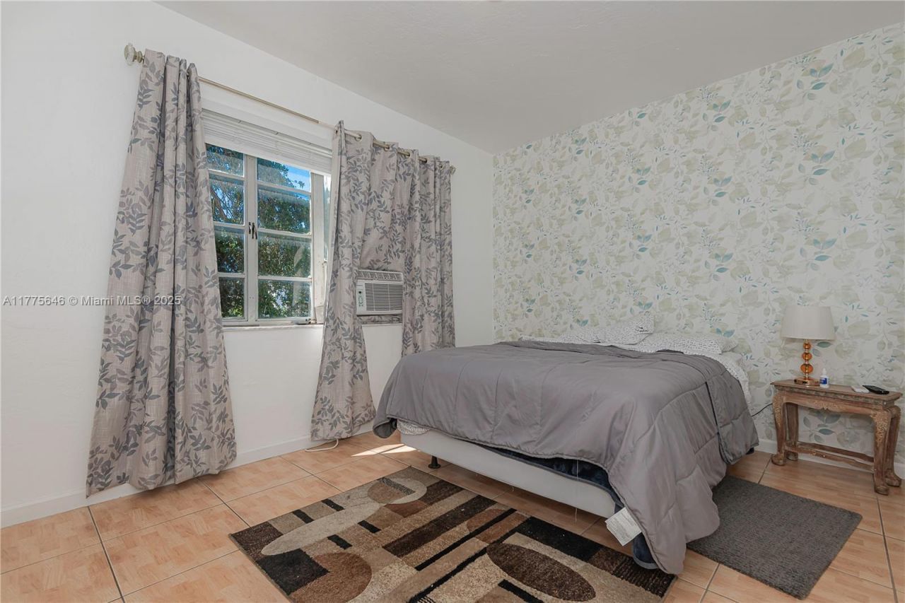 655 83rd St, Unit 55, Miami Beach, FL 33141 Photo