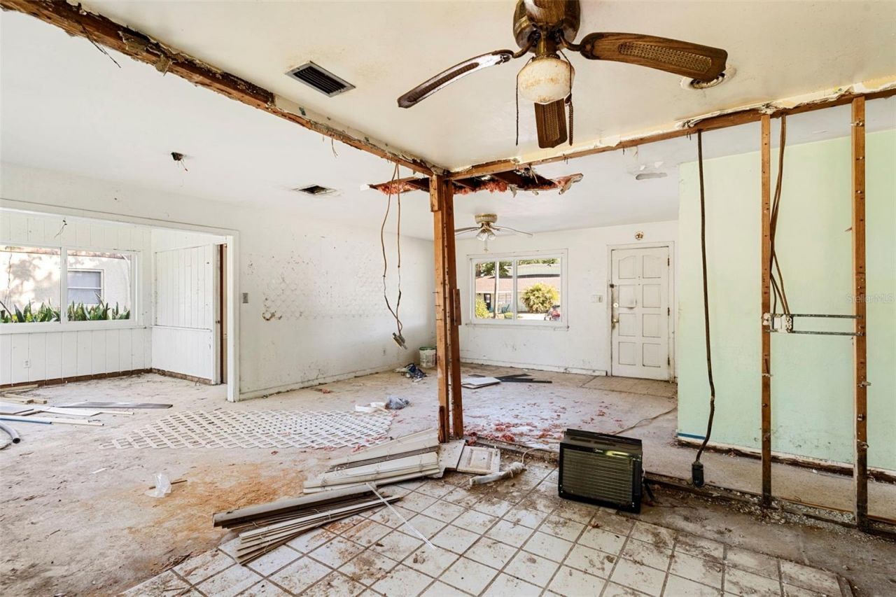 2677 Martin Street, Sarasota, FL 34237 Photo