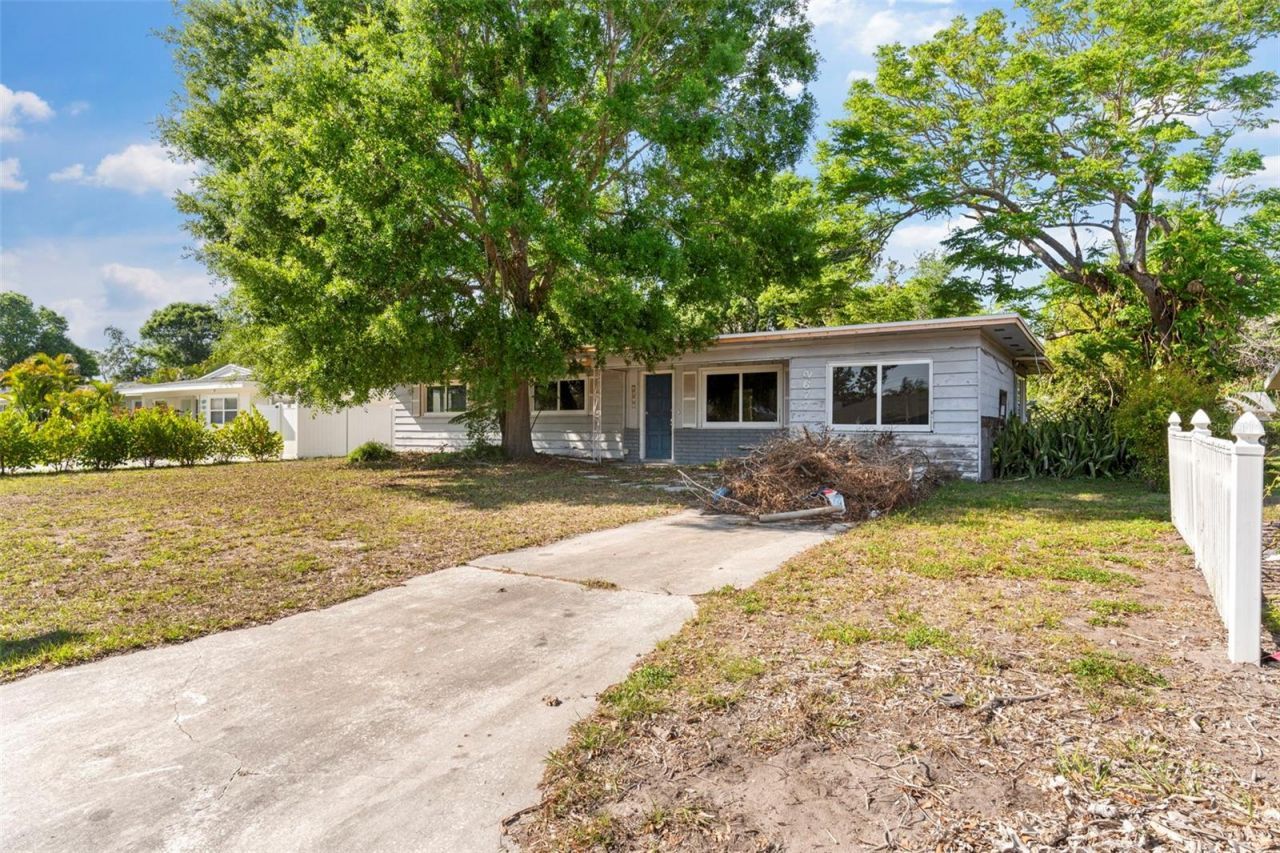 2677 Martin Street, Sarasota, FL 34237 Photo