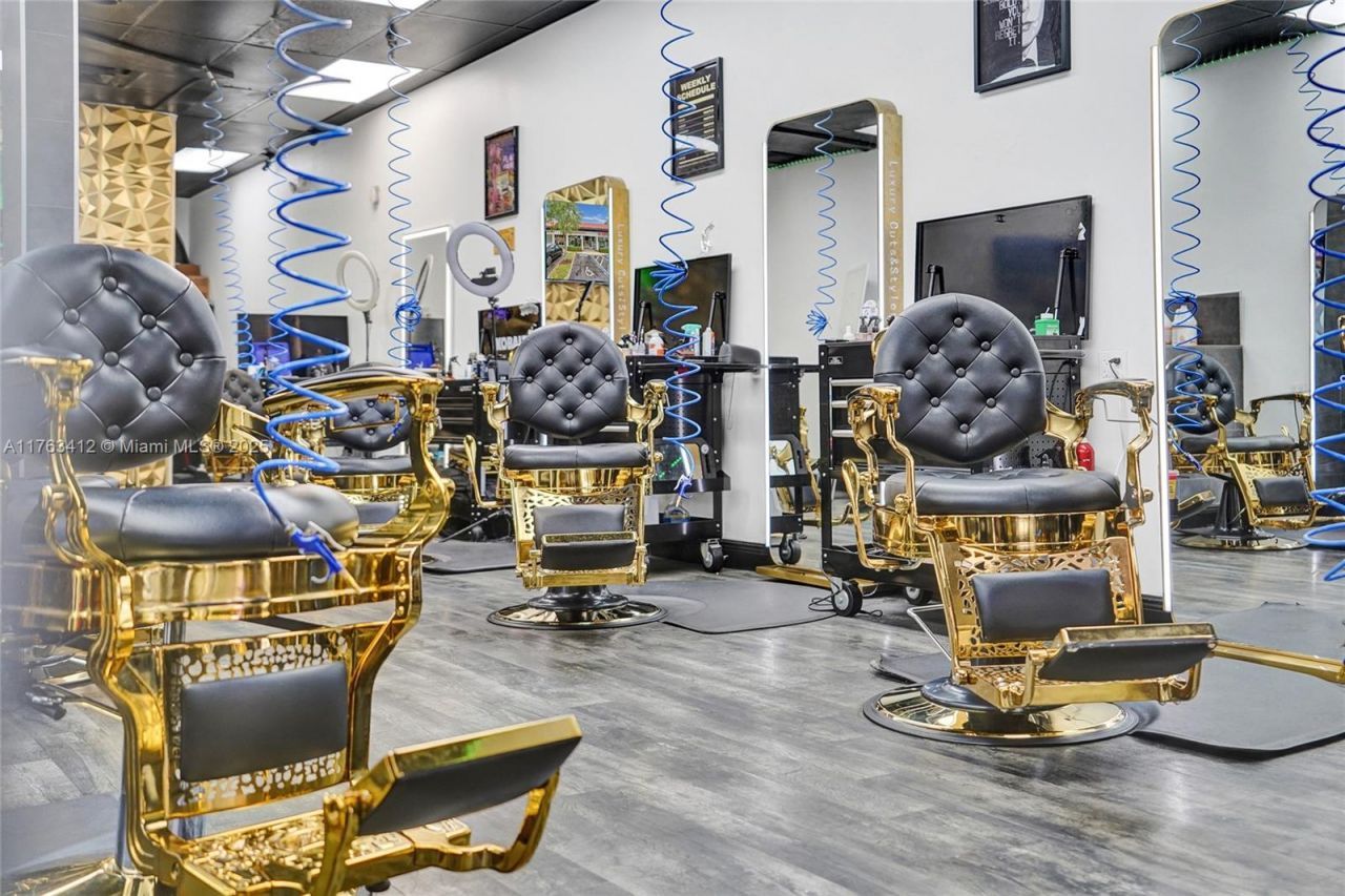 1120 Royal Palm Beach Blvd., Royal Palm Beach, FL 33411 Photo