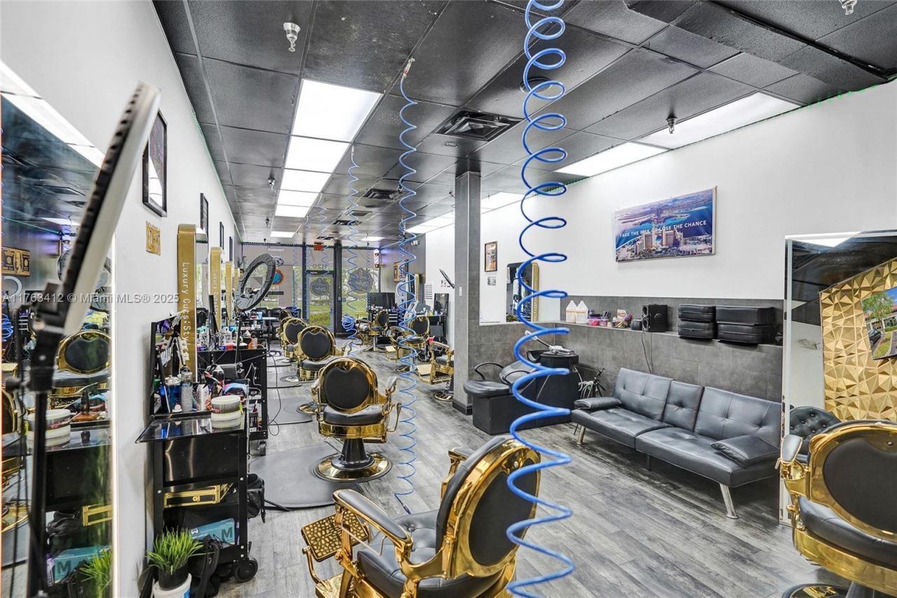 1120 Royal Palm Beach Blvd., Royal Palm Beach, FL 33411 Photo