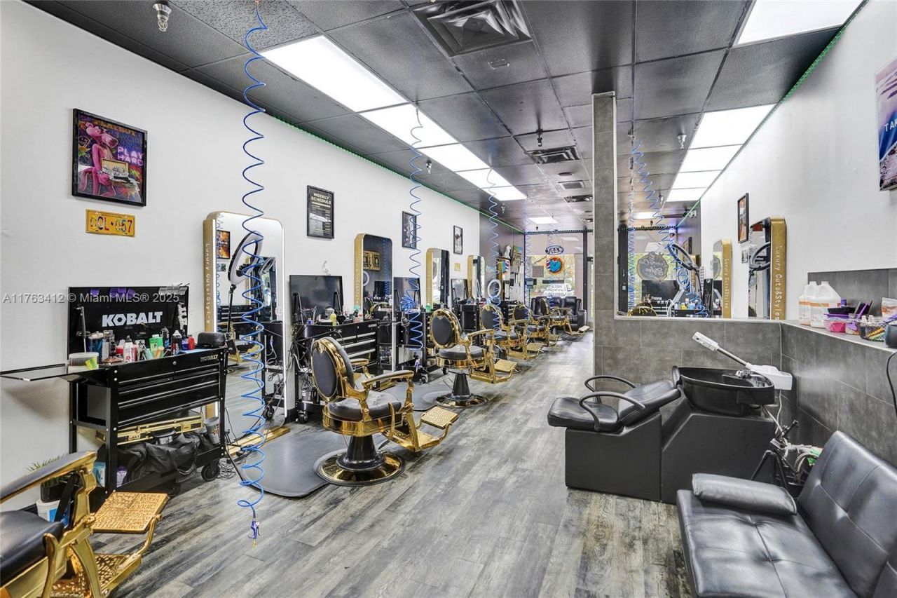 1120 Royal Palm Beach Blvd., Royal Palm Beach, FL 33411 Photo