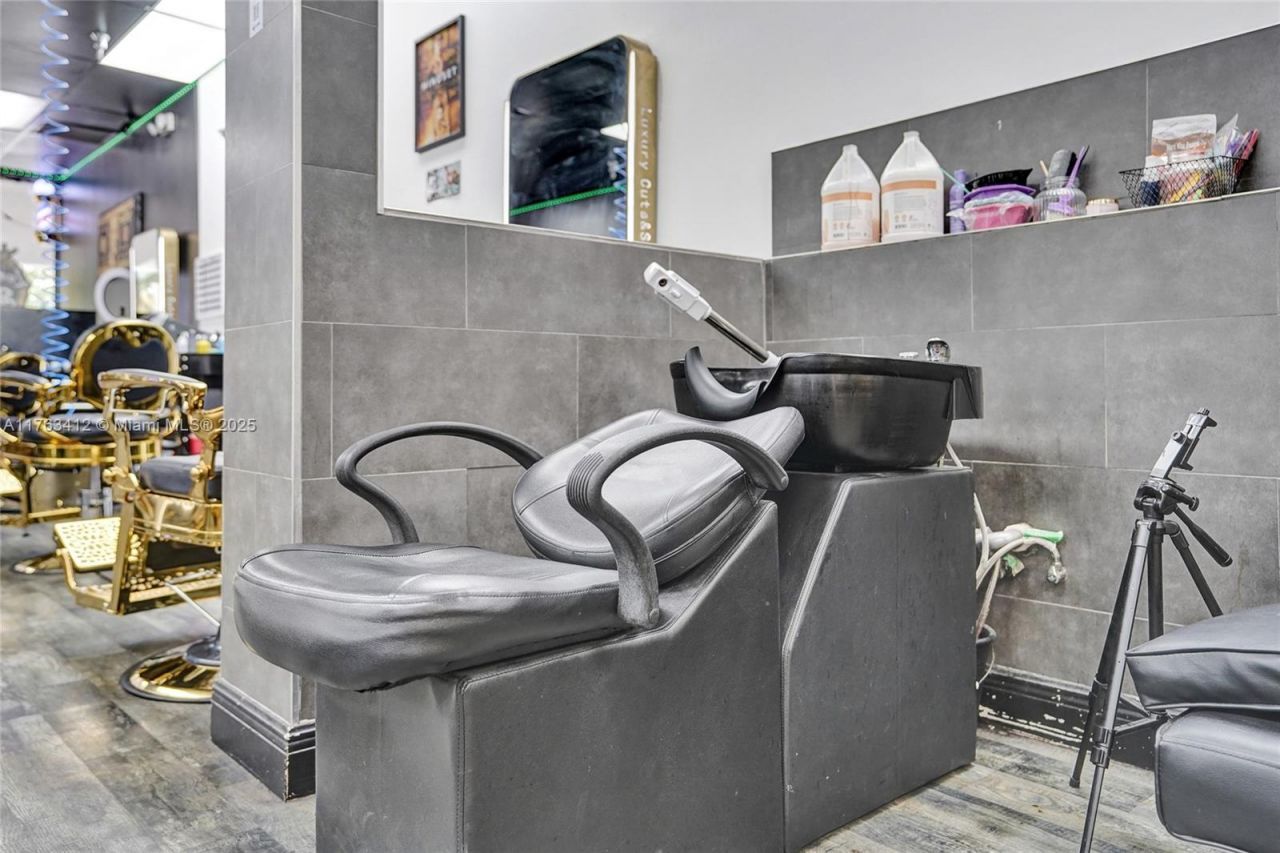 1120 Royal Palm Beach Blvd., Royal Palm Beach, FL 33411 Photo