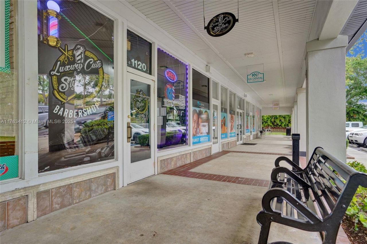 1120 Royal Palm Beach Blvd., Royal Palm Beach, FL 33411 Photo