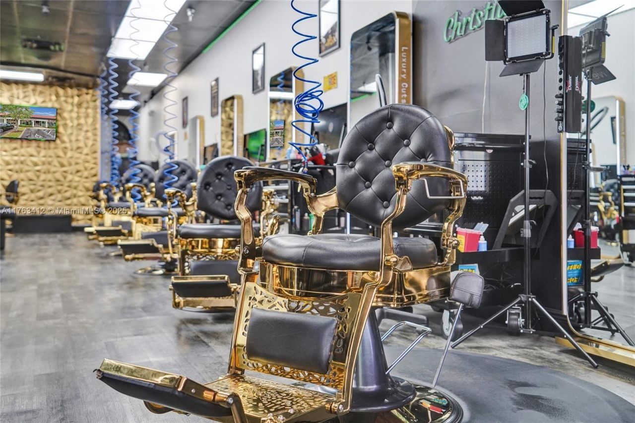 1120 Royal Palm Beach Blvd., Royal Palm Beach, FL 33411 Photo