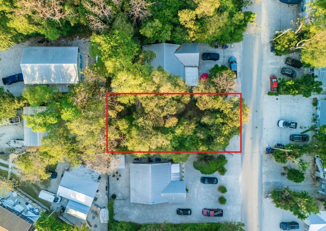 323 Mahogany Drive, Key Largo, FL 33037 Photo