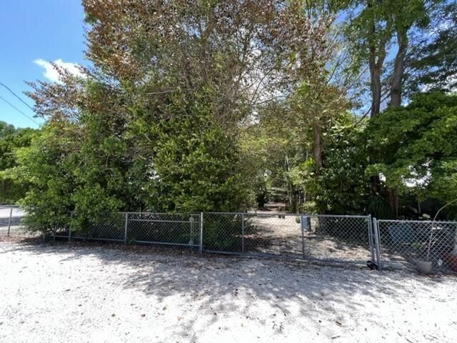 323 Mahogany Drive, Key Largo, FL 33037 Photo