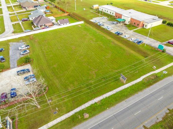 4697 W Park Ave, Houma, LA 70364